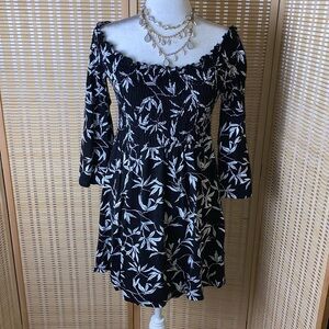 🔷Asos Black & White Floral Off the Shoulder Mini Dress Size 10